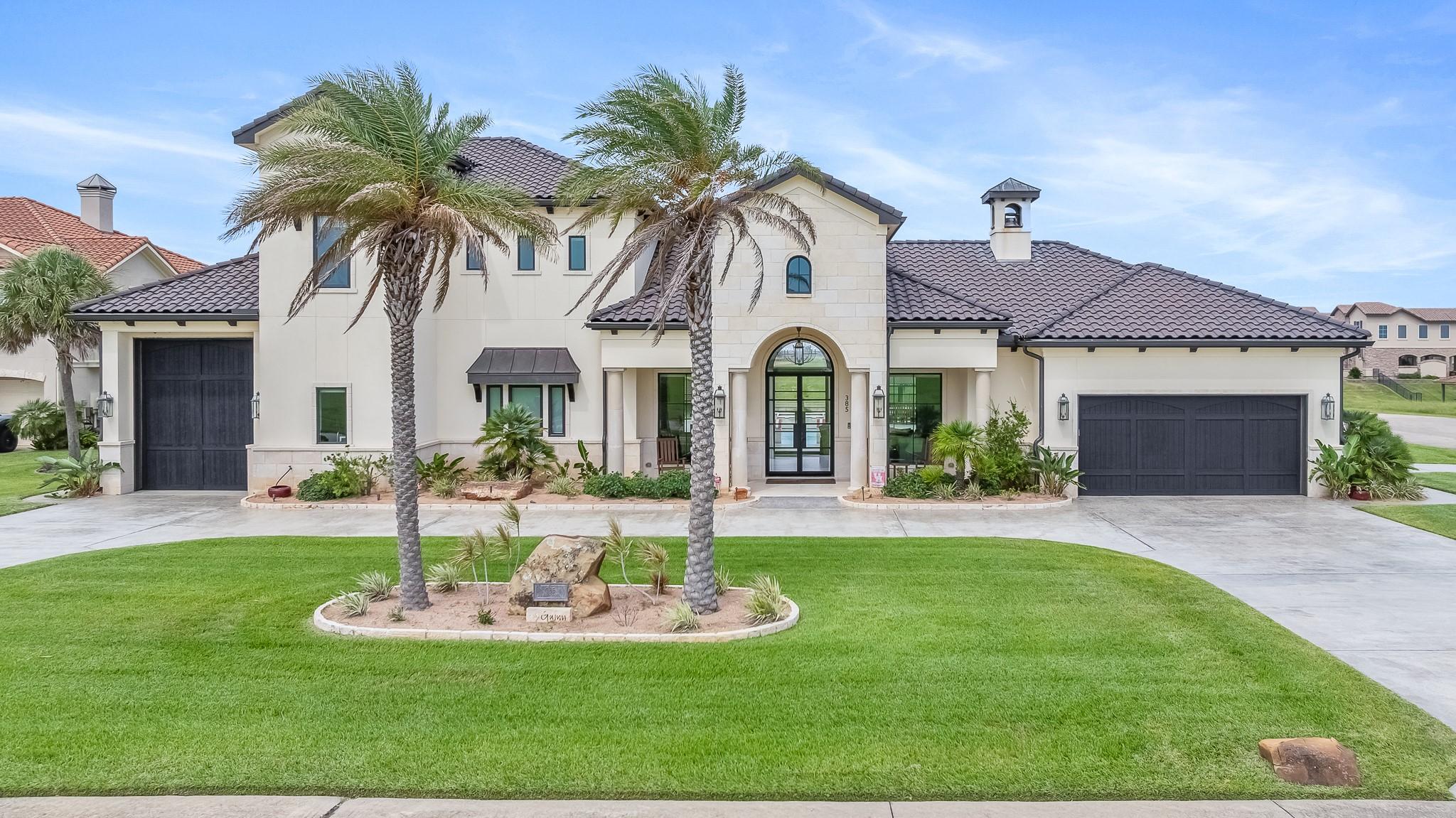 Image 1: Welcome to 385 E Arbor Vista, Port O'Connor, Texas