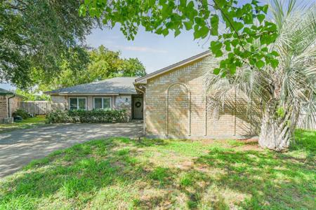 2511 Holly Court