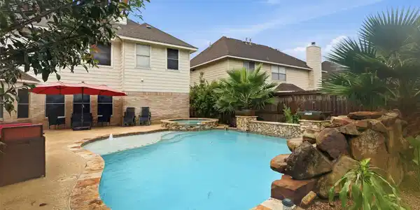 2538 Acadiana Lane