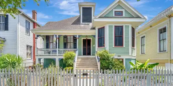 1715 Church Street