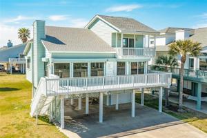 4203 Pelican Lane