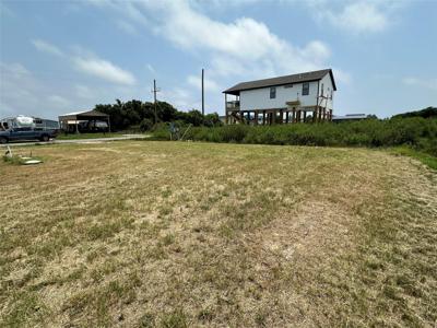 1215 W Canal