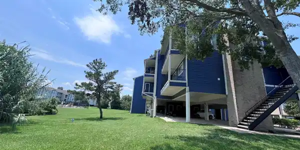 18519 Egret Bay Boulevard