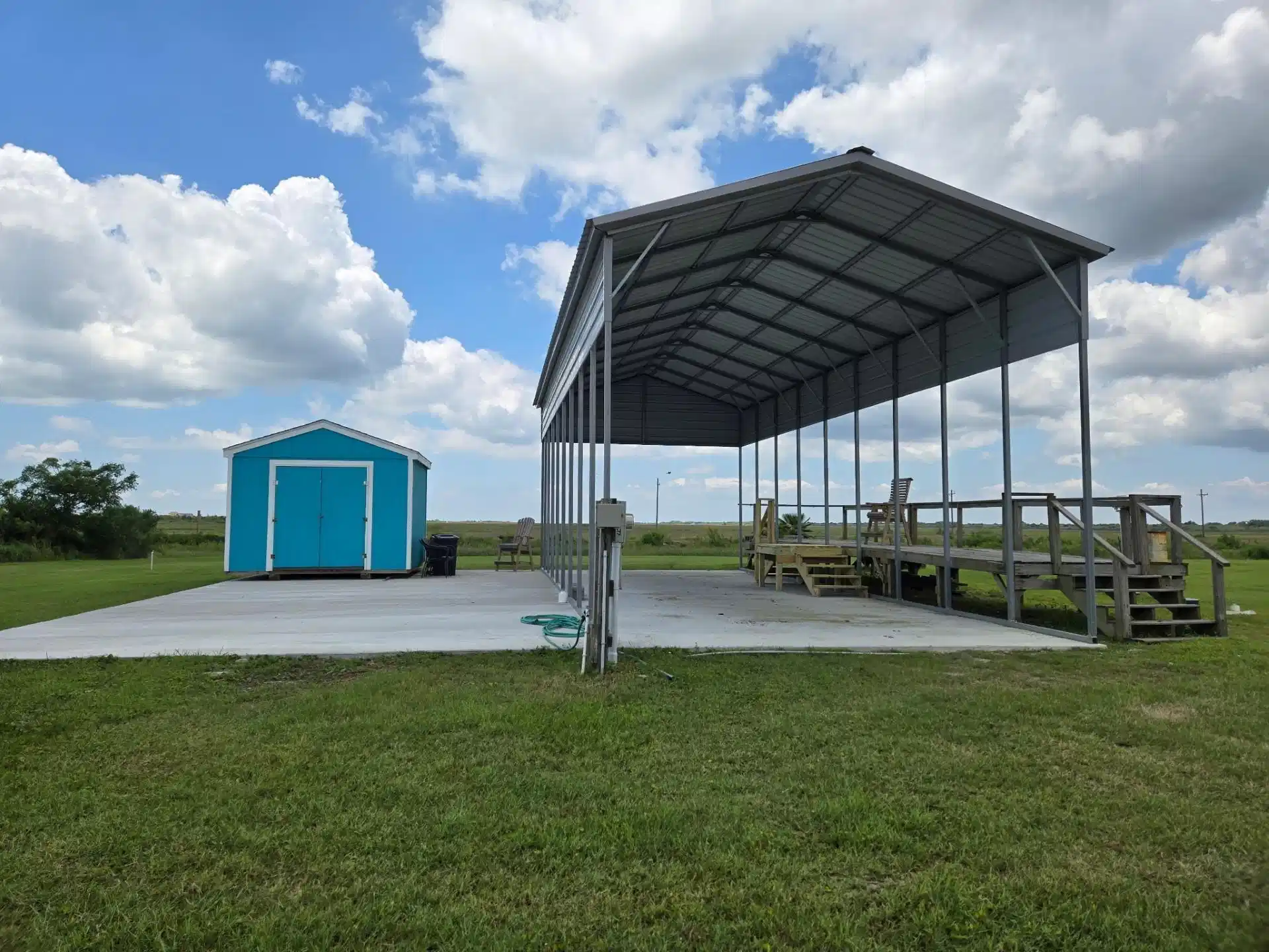 Image 1: PLENTY OF ROOM FOR 2 RV'S ON THE SLAB AND AN ADDIT