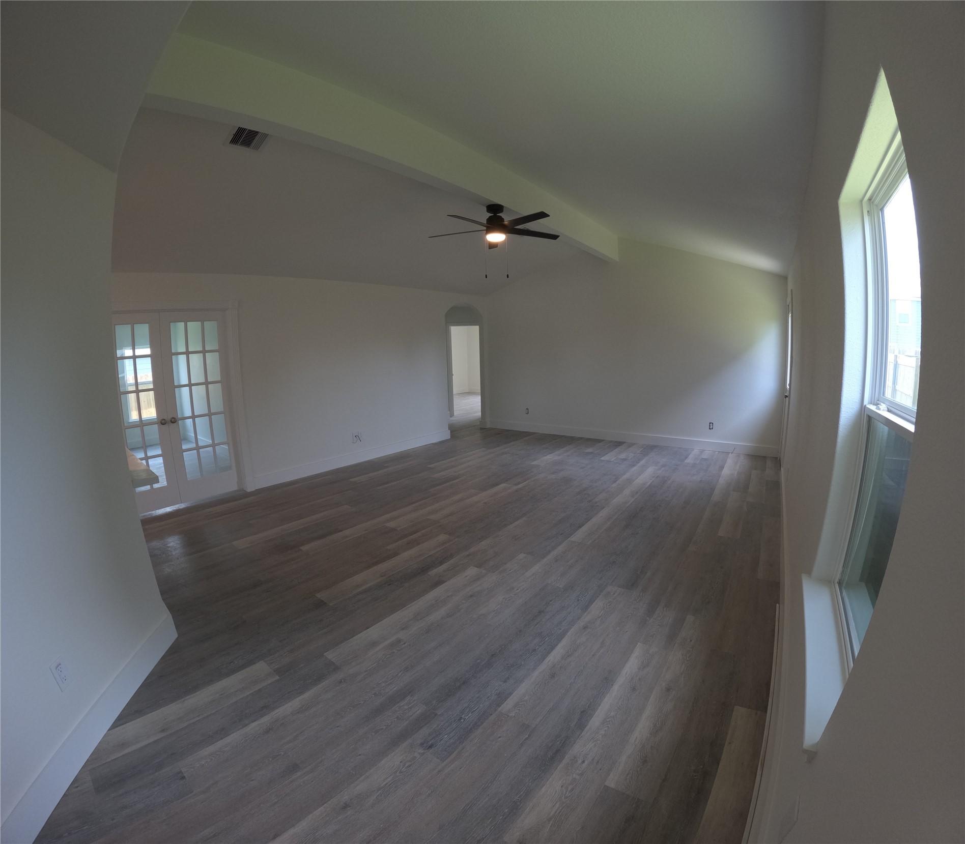 Image 2: Family Room