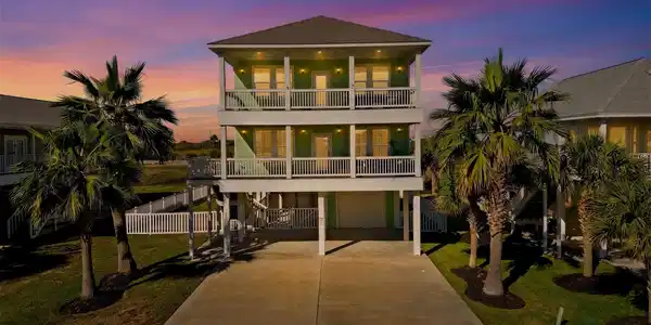 4027 Silver Reef Court