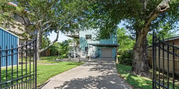 119 8th Street