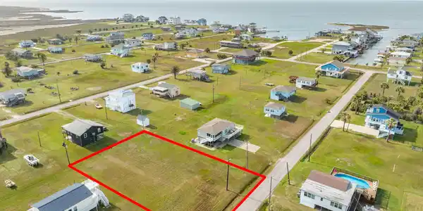 Lot 80 3rd Street