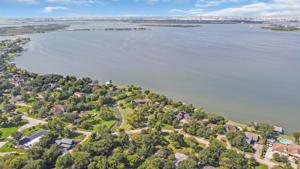 107 N Burnett Drive