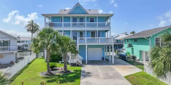 4214 Spanish Main