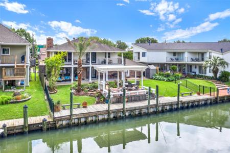 75 Harbor Lane
