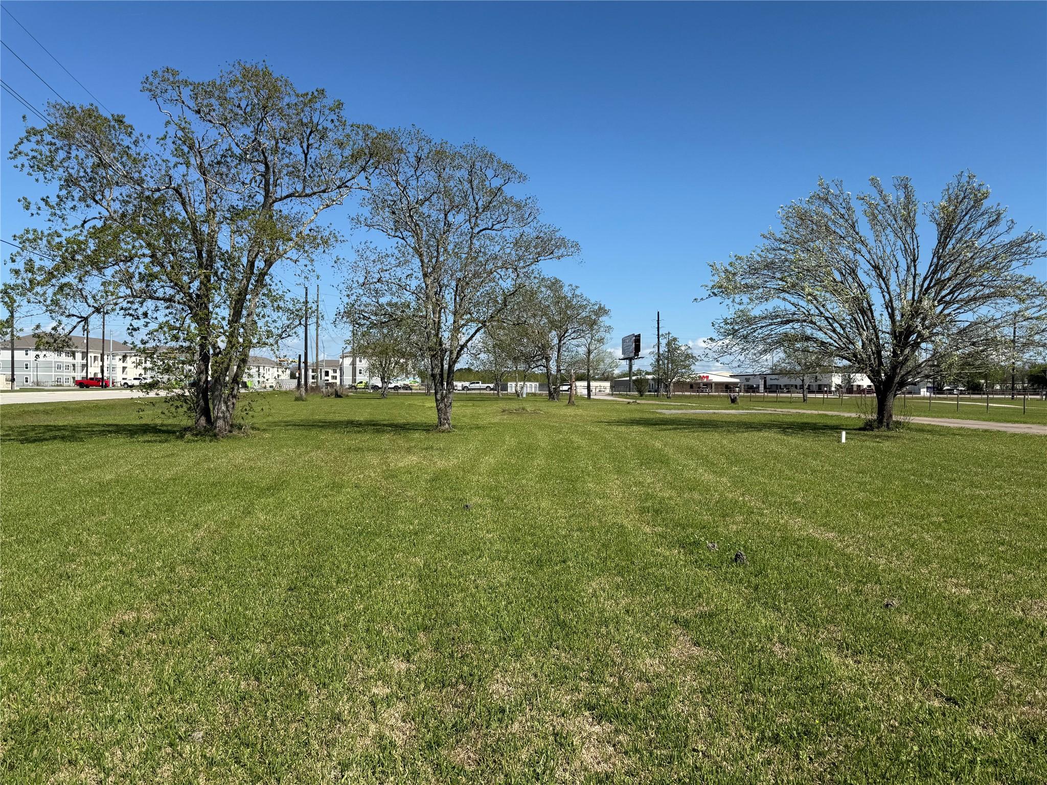 Image 4: Property is located at the corner of FM 3180 and K