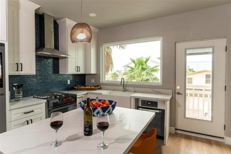 111 W sunny isle