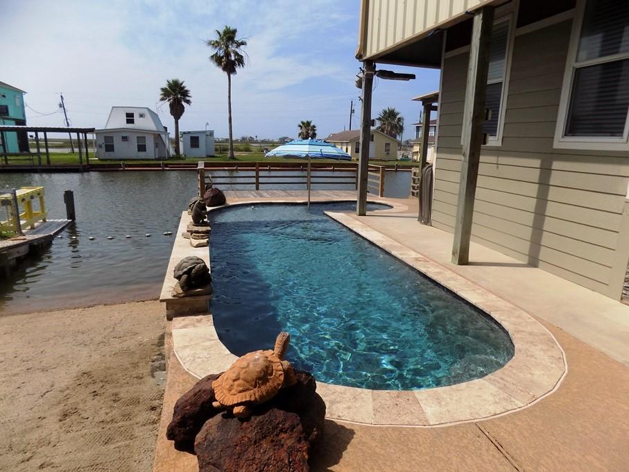Image 2: Hang out at the pool