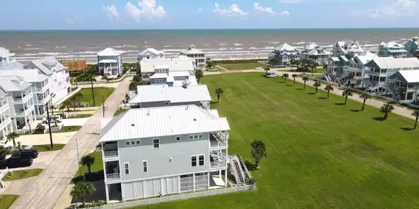 3818 Periwinkle