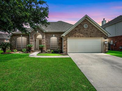 5122 Dripping Spring Avenue