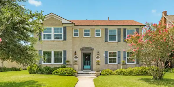 36 Cedar Lawn Circle