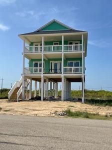816 Coast Guard Drive