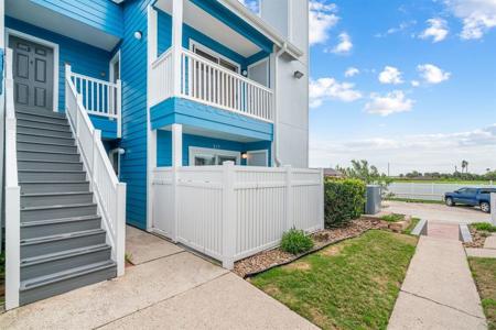 3506 Cove View Boulevard