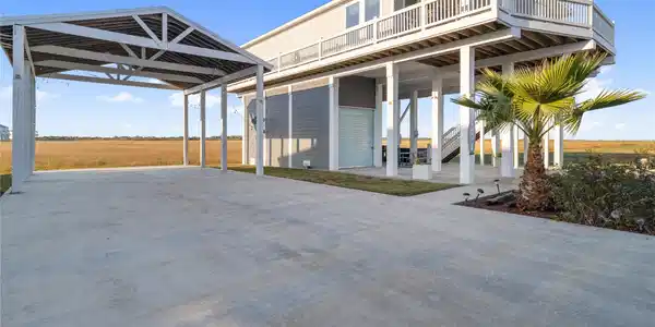 1286 Lagoon Drive