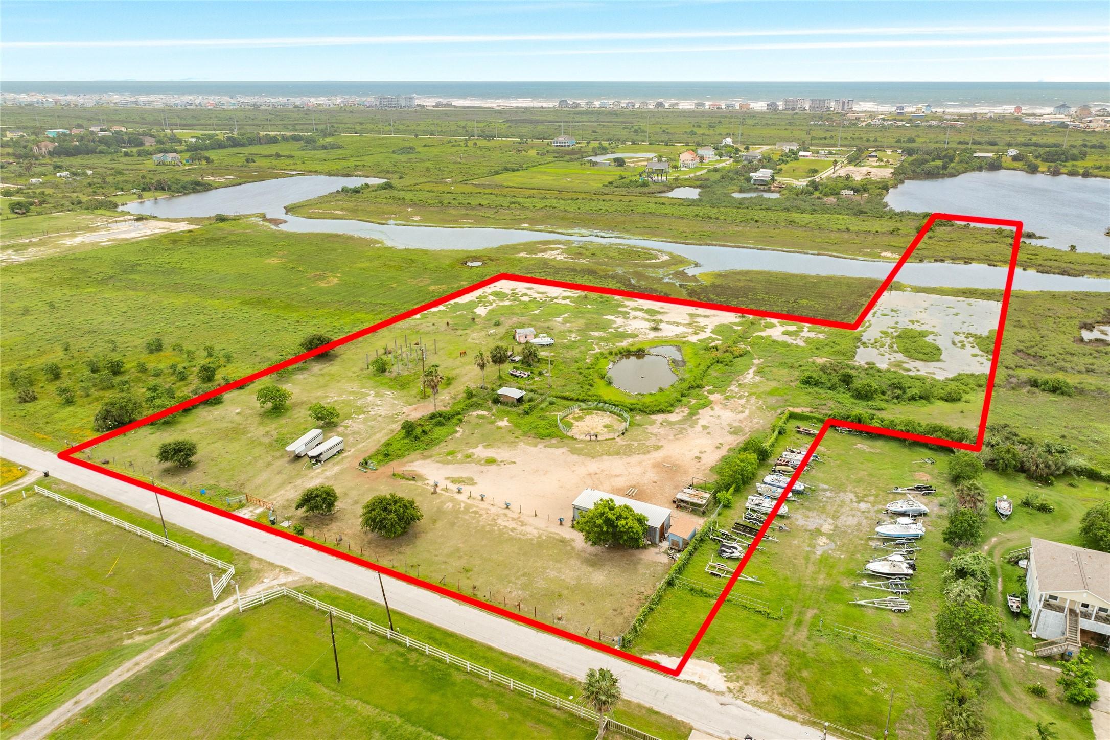 Image 3: Room for horses, gardens, a custom home, and more!