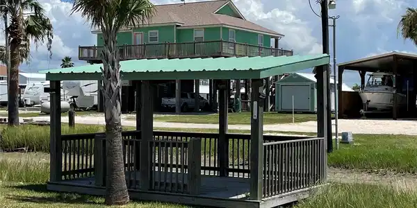 Image 3: Gazebo