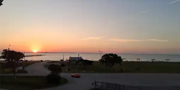 709 N Bayshore Drive