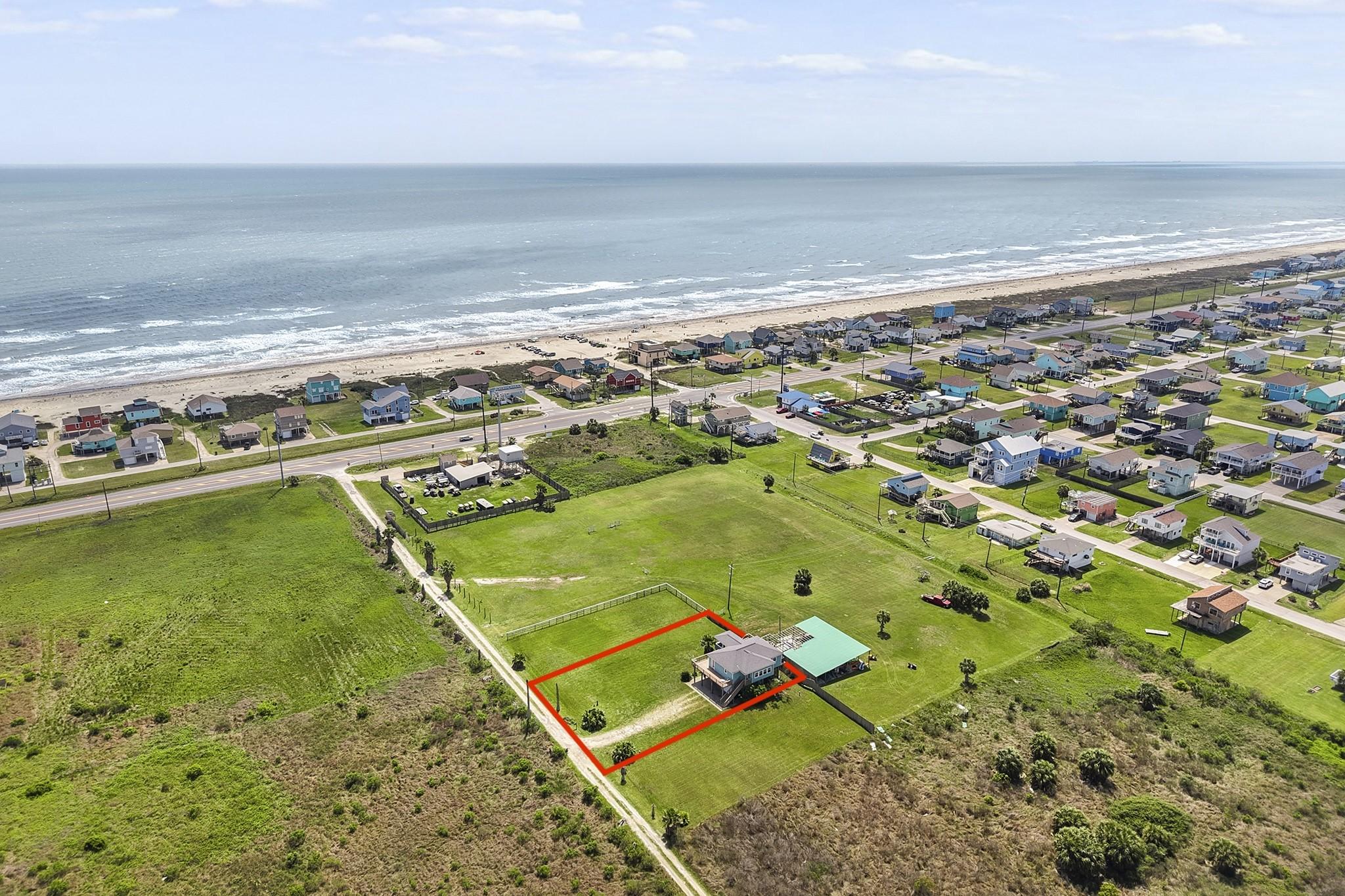 Image 2: Prime coastal location just steps from the beach,