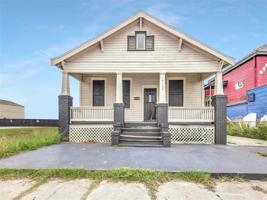 4108 Broadway Street