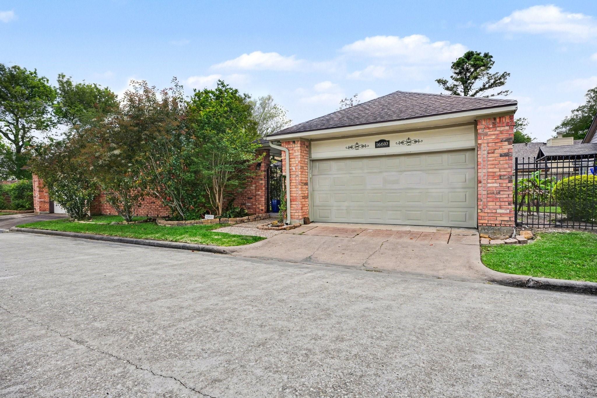Image 3: Detached two-car garage
