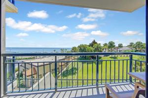5220 Seawall Boulevard