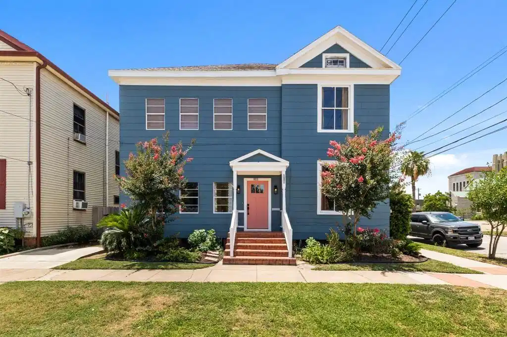 Image 1: Welcome to 801 24th Street!