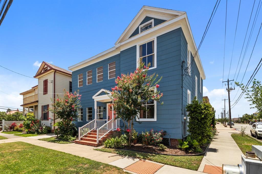 Image 2: Beautiful Galveston Island home built in 1912.