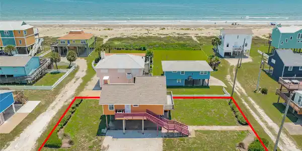 21216 Gulf Drive