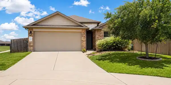 3942 Hybrid Court