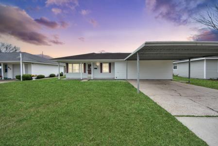 900 S Circle Drive