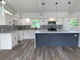 211 Bay Colony Circle