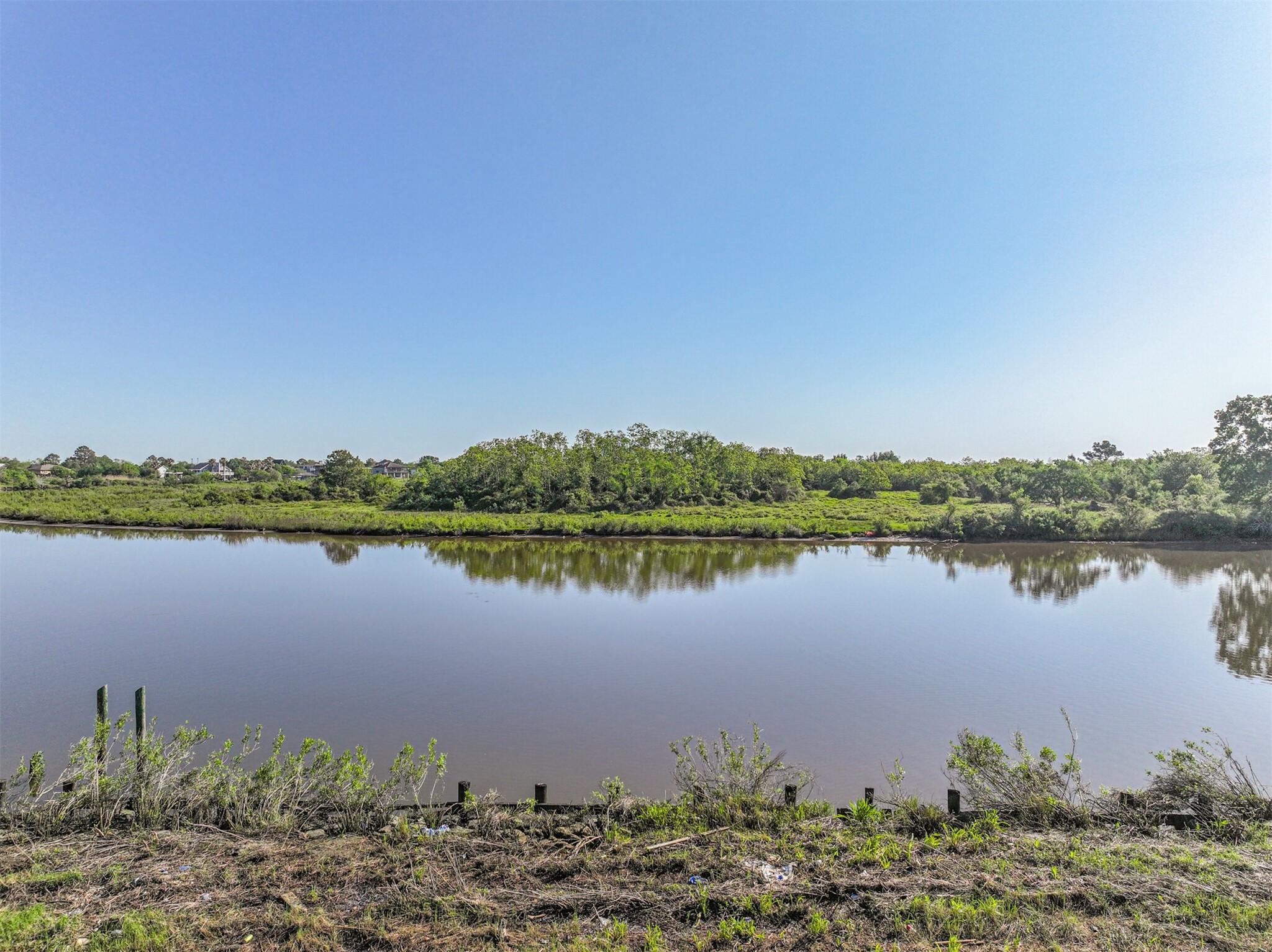 Image 4: Serene Location with Great Birding and Fishing Opp