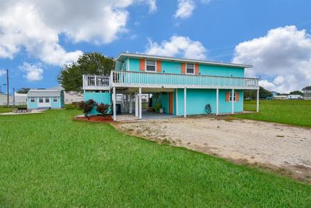 1876 Bayview Drive