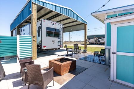 1137 Beach Front Road