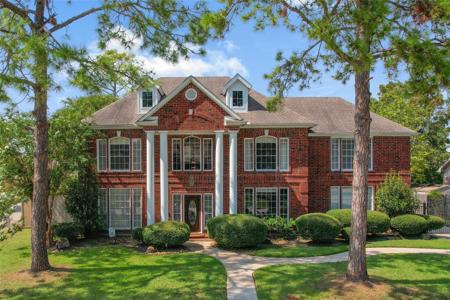 1403 Lost Ridge Circle