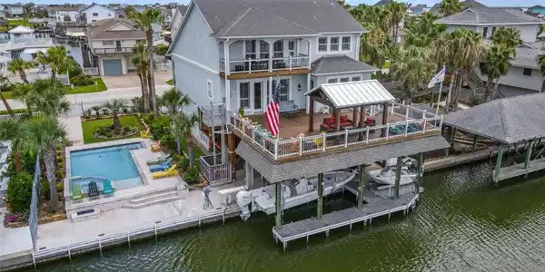 241 Tamana Drive