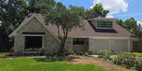 2506 Swan Court