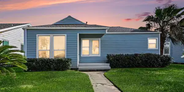 4805 Alamo Drive