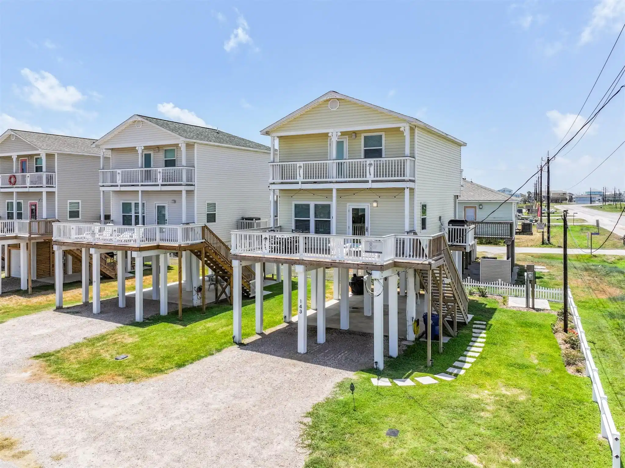 Image 1: The perfect Surfside Beach house!
