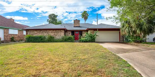 43 Quintana Drive
