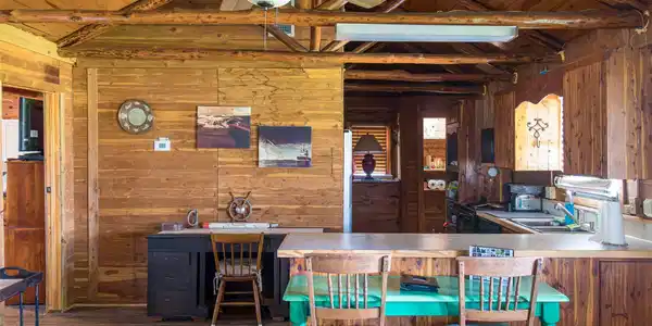 Image 4: Main Cabin