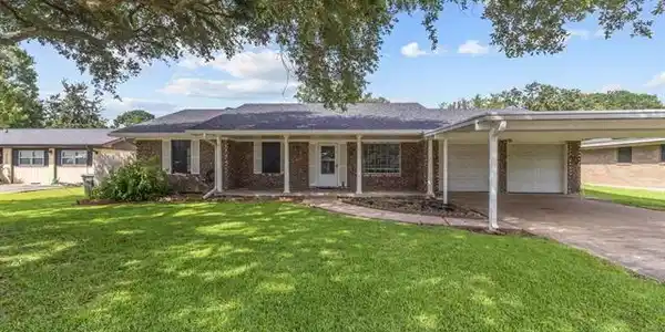 2901 Beldon Drive
