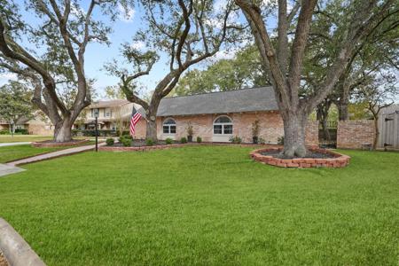 18435 Point Lookout Drive