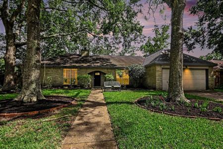 3007 Woodwren Court